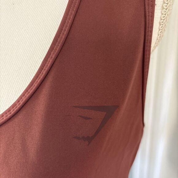Gymshark Cropped Tank Top Women's Size XL Burnt Red Yoga Work Out - Picture 3 of 5